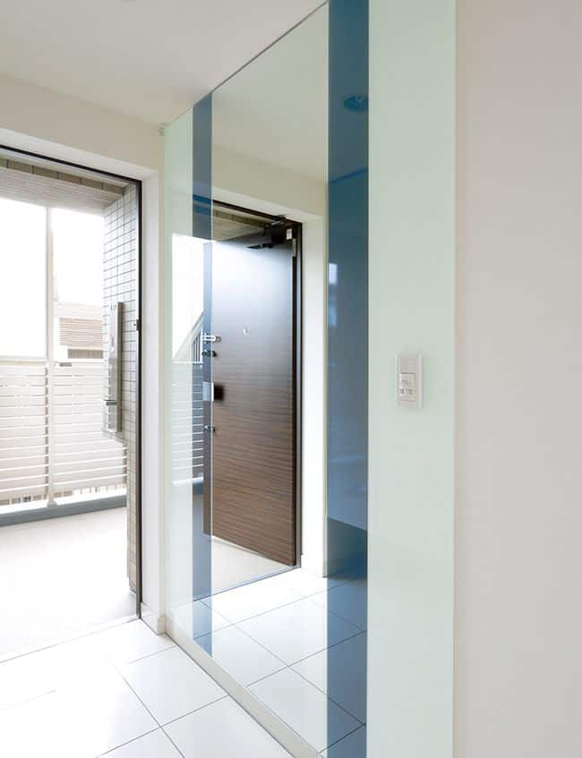 オーダーカラーガラス 内装 壁面用カラーガラス アルテジャパン